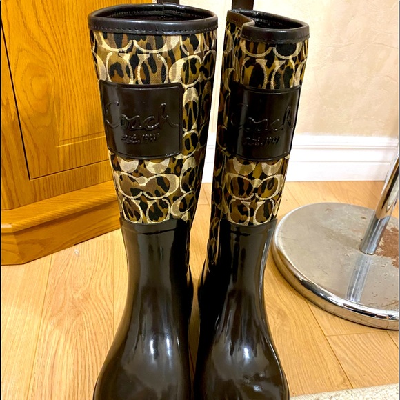 Authentic beautiful Coach rubber boots - Picture 1 of 6